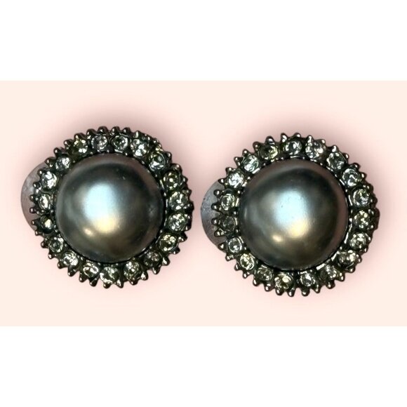 St. John  Vintage Gray Faux Pearl Crystal Rhinestone Clip on Earrings GORGEOUS!! - Picture 3 of 7